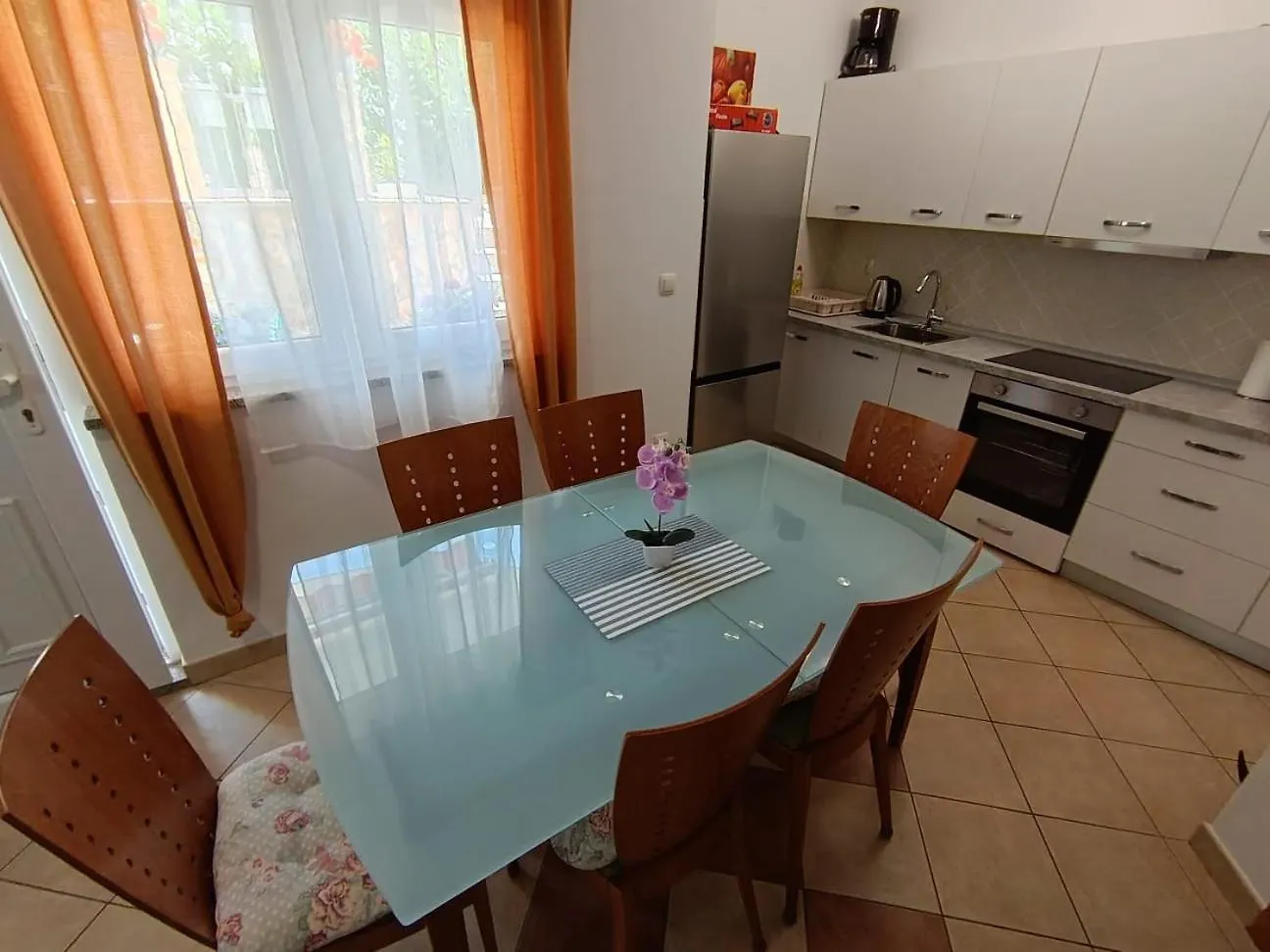 Apartman Dario Posesi Medulin 0*,  Croacia